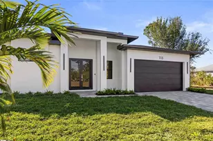 115 Baytree Dr, Rotonda West, FL 33947 - Photo 4