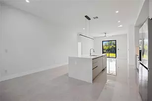 115 Baytree Dr, Rotonda West, FL 33947 - Photo 8