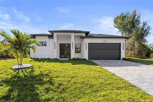 115 Baytree Dr, Rotonda West, FL 33947 - Photo 2