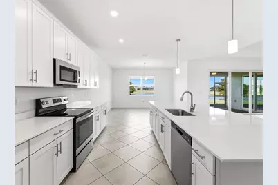 8554 Saint Kitts Circle, Englewood, FL 34224 - Photo 6