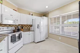 3047 Horizon Ln, Naples, FL 34109 - Photo 4