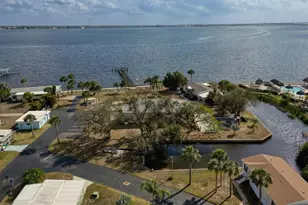 24437 Harbor View Rd, Punta Gorda, FL 33980 - Photo 40