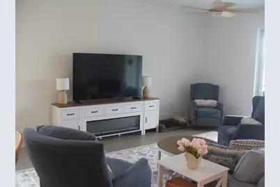 7905 Lakes Edge Lane, Port Charlotte, FL 33981 - Photo 6