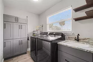 410 E Henry St, Punta Gorda, FL 33950 - Photo 12