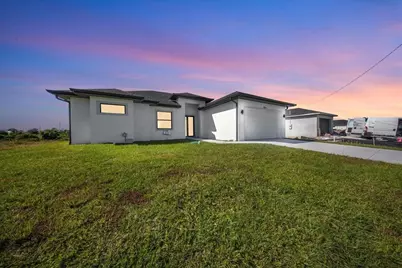 1024 Halby Avenue, Lehigh Acres, FL 33974 - Photo 4