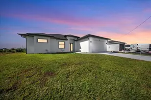 1024 Halby Ave, Lehigh Acres, FL 33974 - Photo 4