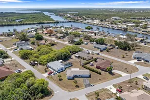 441 Greenwich Ave NW, Port Charlotte, FL 33952 - Photo 10