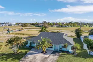 928-930 SW 37th Ln, Cape Coral, FL 33914 - Photo 32