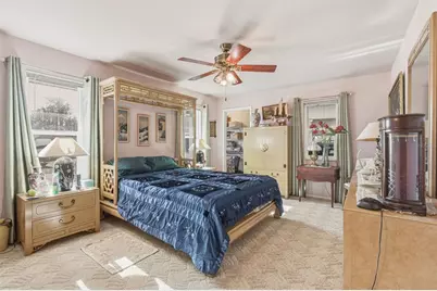 643 Blue Lane NW, Port Charlotte, FL 33952 - Photo 14