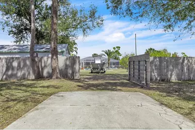 941 Springview Avenue NW, Port Charlotte, FL 33948 - Photo 40