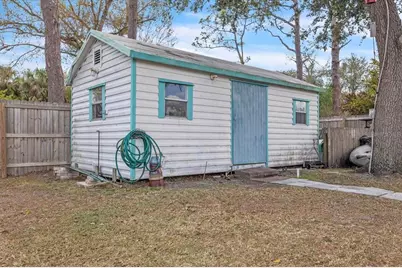 941 Springview Avenue NW, Port Charlotte, FL 33948 - Photo 38