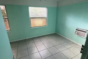 394 Ferris Dr NW, Port Charlotte, FL 33952 - Photo 8