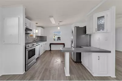 1000 Kings Highway #18, Punta Gorda, FL 33980 - Photo 10