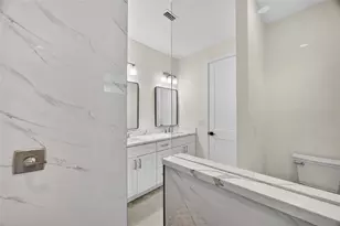 107 Bebb Ct, Rotonda West, FL 33947 - Photo 14