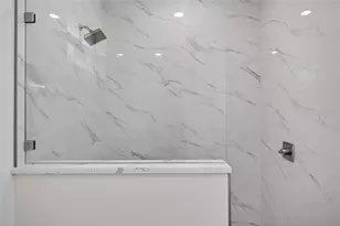 107 Bebb Ct, Rotonda West, FL 33947 - Photo 16