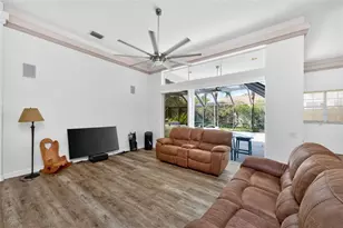 1049 Harbour Glen Pl, Punta Gorda, FL 33983 - Photo 8