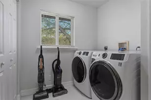 9310 Rosebud Cir, Port Charlotte, FL 33981 - Photo 38