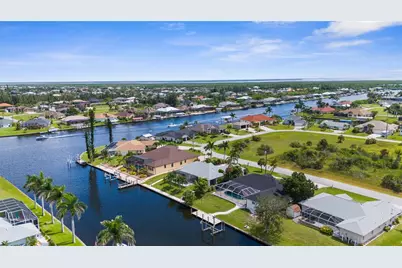 9310 Rosebud Circle, Port Charlotte, FL 33981 - Photo 8