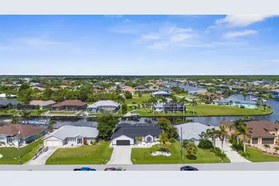 9310 Rosebud Circle, Port Charlotte, FL 33981 - Photo 6