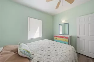 731 Palmetto Dr NE, Port Charlotte, FL 33952 - Photo 8