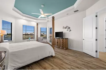 5205 Tamiami Court, Cape Coral, FL 33904 - Photo 22