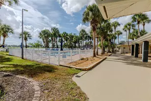 2100 Kings Hwy, Port Charlotte, FL 33980 - Photo 32