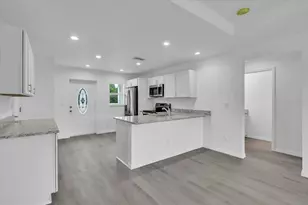 13171 Carousel Dr, Punta Gorda, FL 33955 - Photo 4