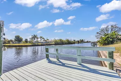 137 Bedford Drive NE, Port Charlotte, FL 33952 - Photo 4