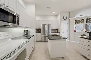 176 Medalist Rd, Rotonda West, FL 33947 - Photo 4