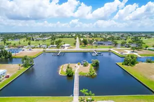 44 Sportsman Ln, Rotonda West, FL 33947 - Photo 44