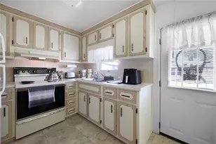 2100 Kings Hwy, Port Charlotte, FL 33980 - Photo 16