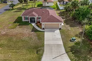 18597 Lake Worth Blvd, Port Charlotte, FL 33948 - Photo 2