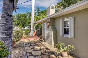 521 W Olympia Ave, Punta Gorda, FL 33950 - Photo 12