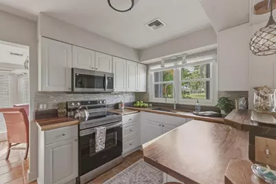 521 W Olympia Avenue, Punta Gorda, FL 33950 - Photo 28