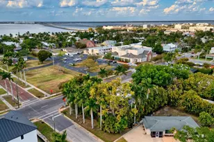 521 W Olympia Ave, Punta Gorda, FL 33950 - Photo 18