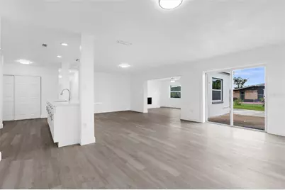 21530 Glendale Avenue, Port Charlotte, FL 33952 - Photo 10