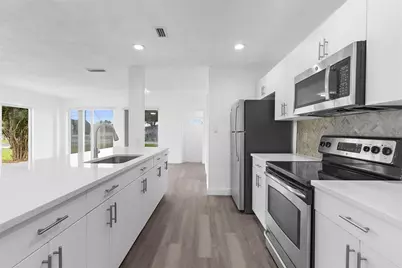 21530 Glendale Avenue, Port Charlotte, FL 33952 - Photo 4