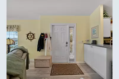 1091 Live Oak #214, Port Charlotte, FL 33948 - Photo 4