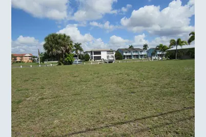 2818 & 2824 Magdalina Drive, Punta Gorda, FL 33950 - Photo 6