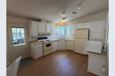 208 Eagle, Punta Gorda, FL 33950 - Photo 4