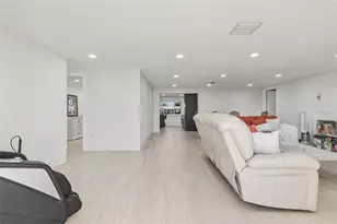 105 Leland St SE, Port Charlotte, FL 33952 - Photo 4