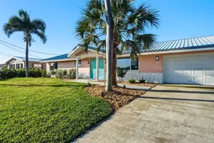 105 Leland St SE, Port Charlotte, FL 33952 - Photo 2