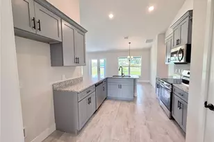 10443 Sunbury Dr, Port Charlotte, FL 33981 - Photo 8
