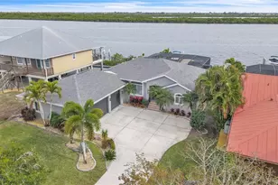 3708 Peace River Dr, Punta Gorda, FL 33983 - Photo 1