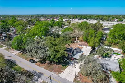 108 Avenue A Wahneta E #A, Winter Haven, FL 33880 - Photo 2