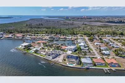 5929 SW 1st Avenue, Cape Coral, FL 33914 - Photo 20