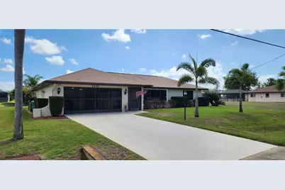 2426 Como Street, Port Charlotte, FL 33948 - Photo 2