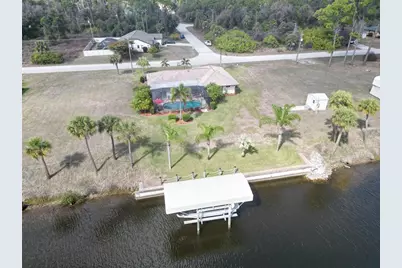 2426 Como Street, Port Charlotte, FL 33948 - Photo 4