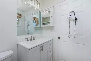 18654 Kerrville Cir, Port Charlotte, FL 33948 - Photo 20