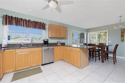 18654 Kerrville Circle, Port Charlotte, FL 33948 - Photo 12